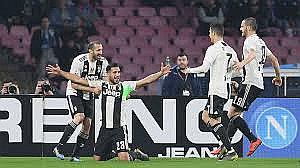 ​Juventus vence al Nápoles y da paso de gigante hacia el título