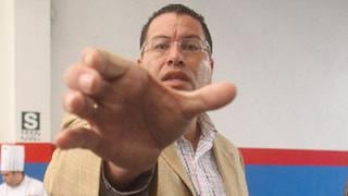 Phillip Butters no se disculpará por comentarios homofóbicos