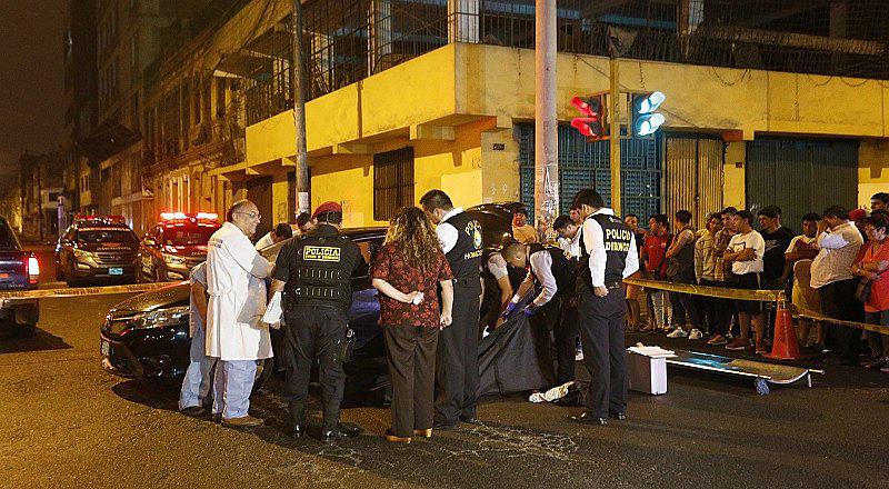 Cercado de Lima: asesinan a taxista de cuatro balazos y hieren a dos pasajeros