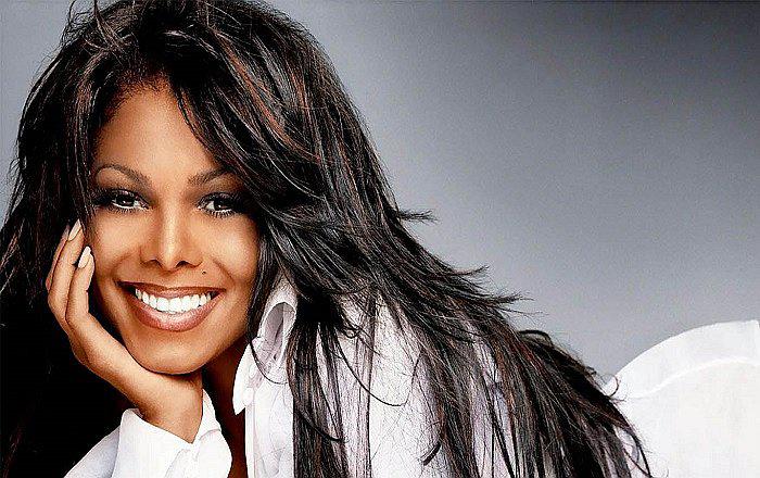 Janet Jackson espera su primer hijo a sus 49 años 
