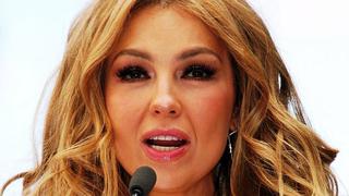 Thalía protagoniza bochornosa entrevista y evita responder sobre el feminismo