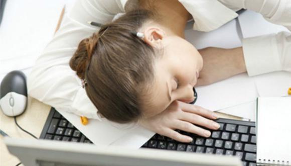 ¡Ojito! Tips para no dormir en el trabajo