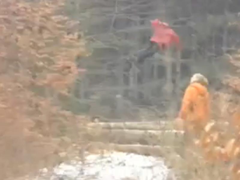 Una niña voladora causa sensación en YouTube