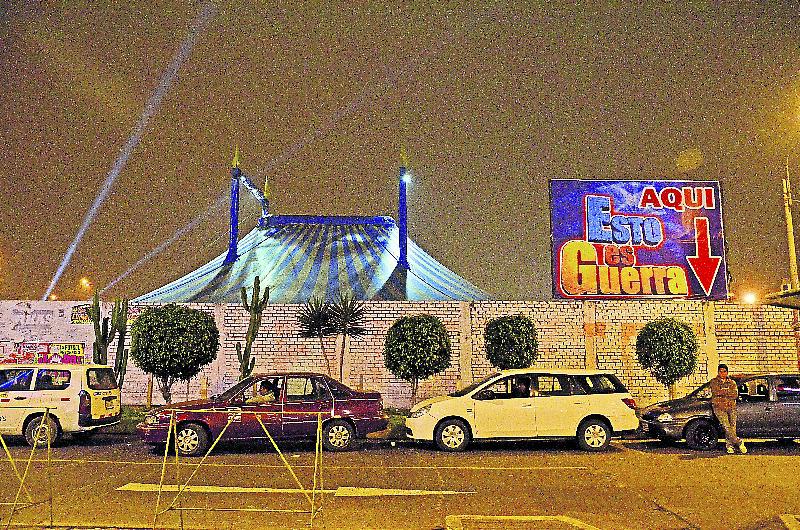 “EEG” abandona su carpa