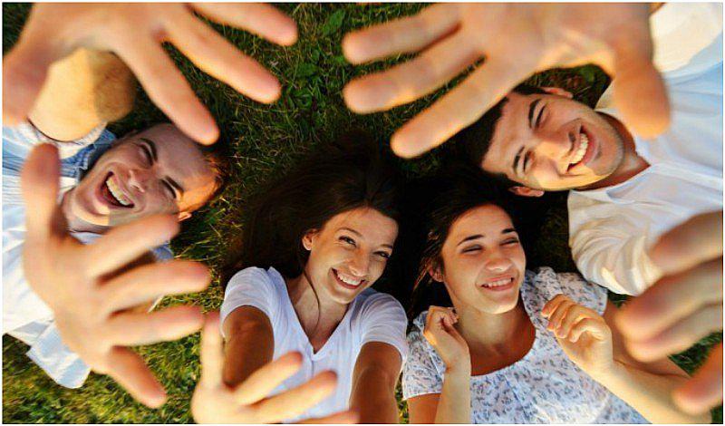 Conoce a los 4 signos zodiacales más divertidos 