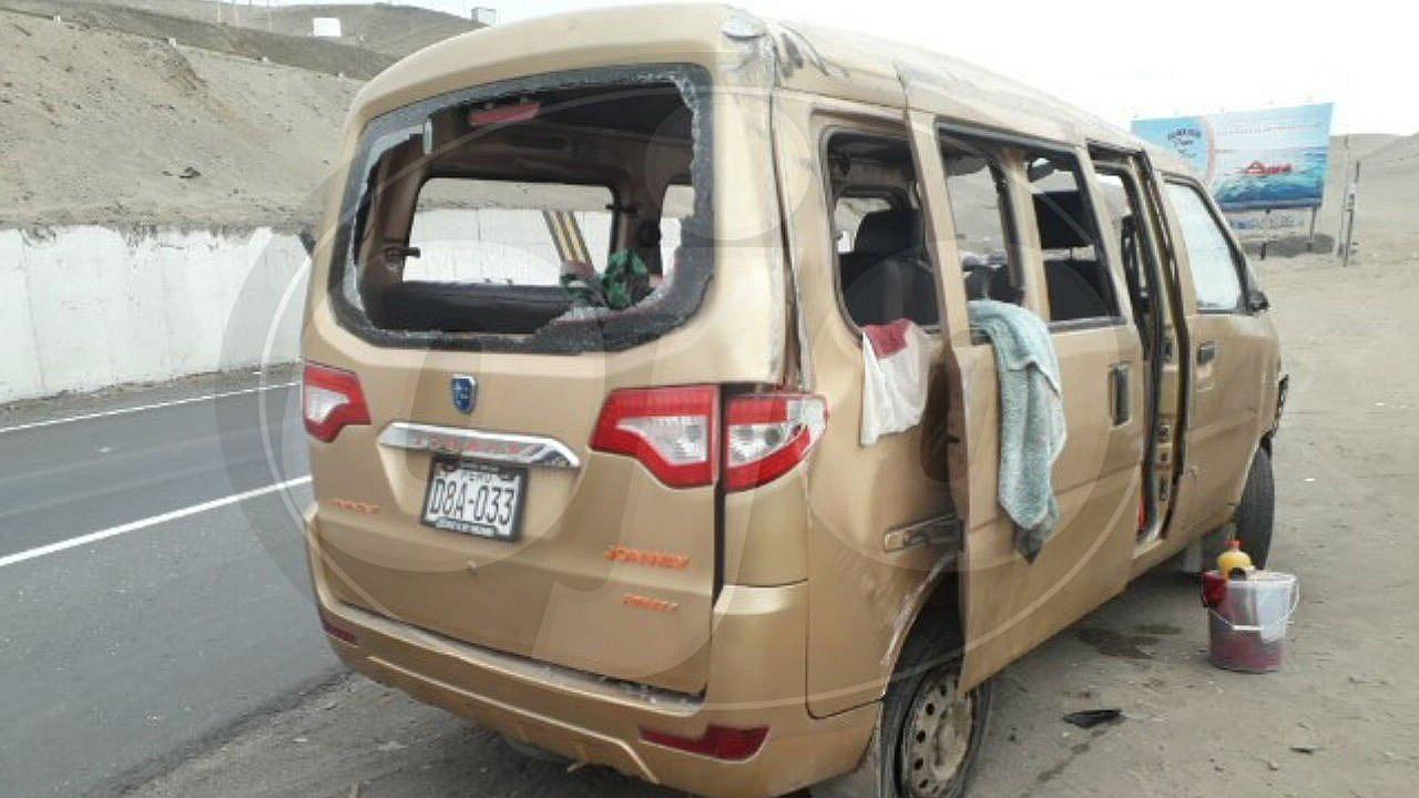 Accidente deja siete heridos en la panamericana Sur (FOTOS)