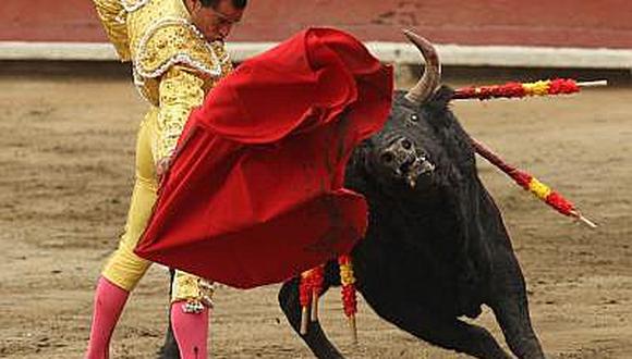 Iván Fandiño triunfó en Acho, toro lo embiste y muere en ambulancia