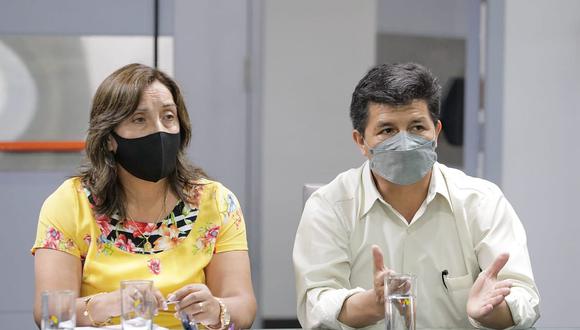 Pedro Castillo y Dina Boluarte encabezaron una reunión en la sede del Midis. (Foto: Difusión)
