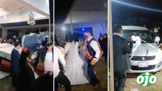 Padrinos de una boda sorprenden a pareja de novios con un automóvil de regalo 