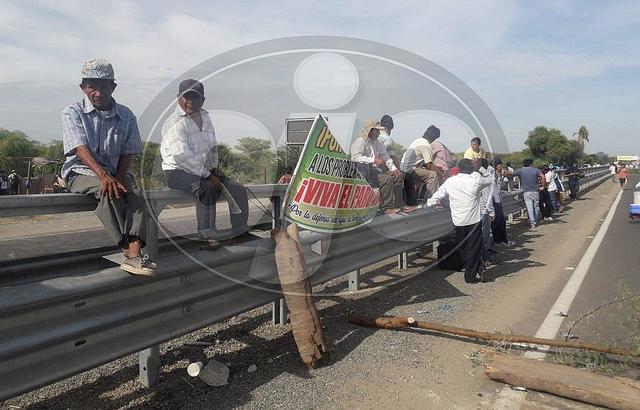 Paro Agrario: Bloqueo de carreteras y protestas en 15 regiones del país│GALERÍA 