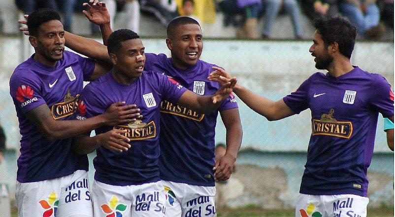Alianza Lima derrotó 2 - 0 a UTC y sueña con clasificación