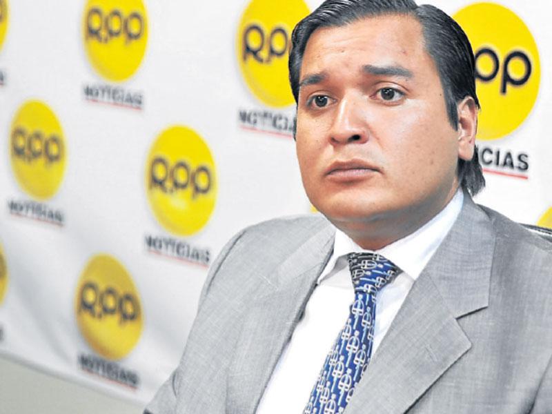 Limpian a hijo de Sánchez Paredes