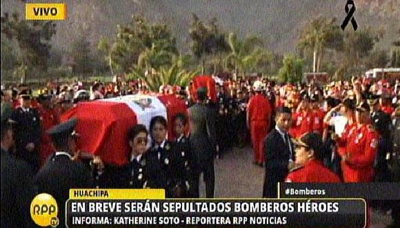 ​Huachipa: Bomberos son sepultados y declarados héroes