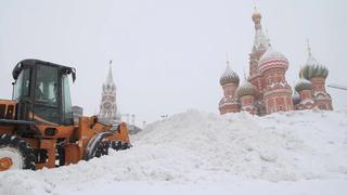 Moscú, capital de Rusia, sufre la mayor nevada al comienzo del invierno en 72 años | VIDEO