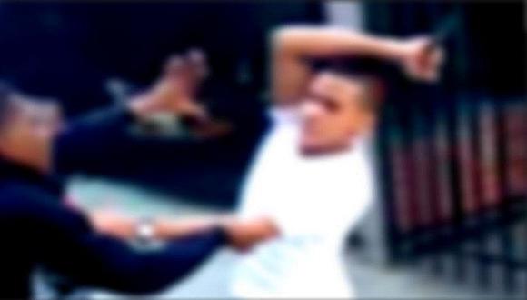 Policía investiga video en donde aparece un joven apuñalando a otro 