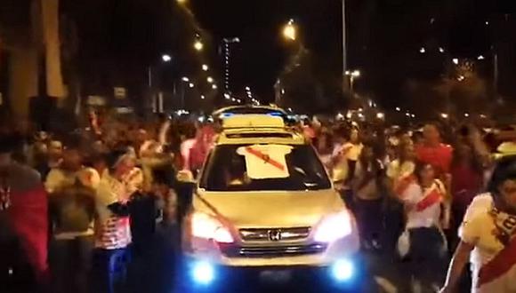 Perú a Rusia 2018: hinchas celebran cantando a viva voz 'Moscú' (VIDEO)