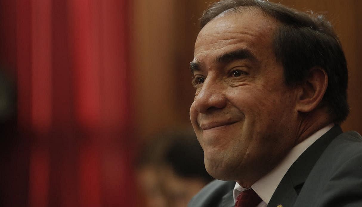 Yonhy Lescano envía saludo por el Día de la Mujer