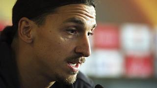 Manchester United ejercerá opción de renovación de Zlatan Ibrahimovic 