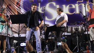 Ismael La Rosa recibió la patadita de la suerte de Agua Marina en concierto [FOTOS] 