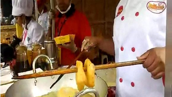 ​Mistura 2015: Los picarones de quinua y plátano deleitan a comensales