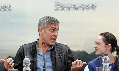 Piden disculpas a George Clooney por publicar una “entrevista falsa” 