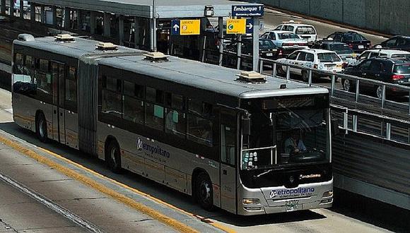 Asaltan a pasajeros dentro de bus del Metropolitano en Chorrillos 