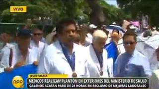 Paro Médico: Galenos del Minsa realizan plantón de 24 horas por mejor sueldo [VIDEO]