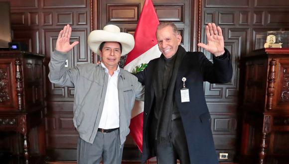 Ricardo Belmont se convirtió en el nuevo asesor del presidente Pedro Castillo. (Foto: Presidencia)
