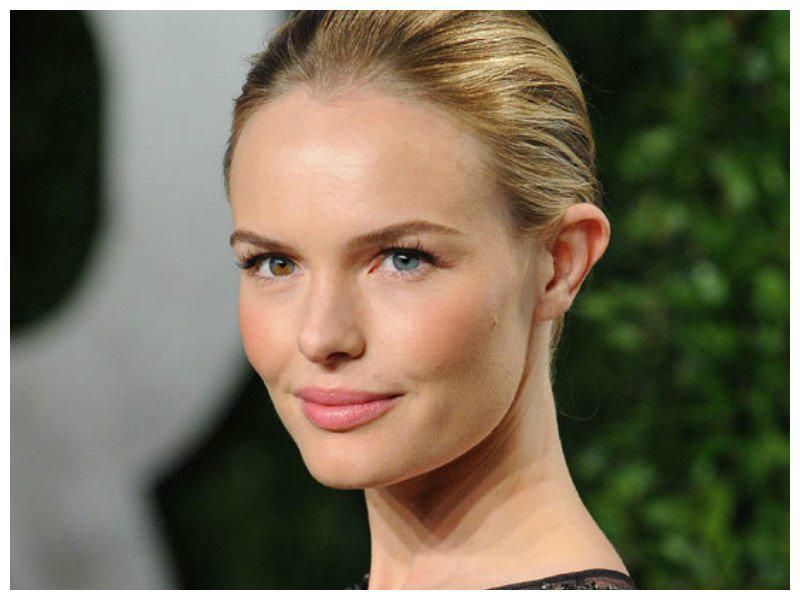 Kate Bosworth elegantísima en el Aniversario de Montblanc [FOTOS]