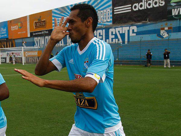 Cristal, Vallejo y Huancayo lideran sus grupos en fecha en que la “U” perdió 4-0