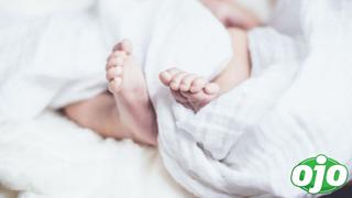 Pareja gay adopta niña con VIH: La bebé fue rechazada por 10 familias 