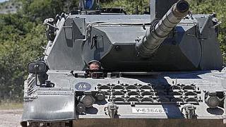 Conducir y disparar un tanque de guerra está al alcance de todos