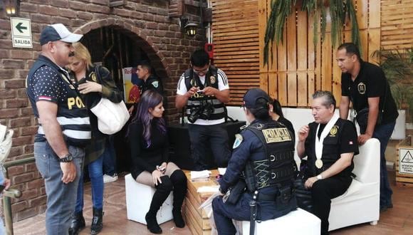 Las autoridades allanaron once inmuebles en la ciudad de Trujillo. Entre los predios intervenidos se encuentran centros nocturnos y discotecas, donde se ejercería la explotación sexual y trata de personas.