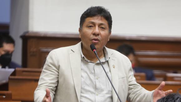 El parlamentario Raúl Doroteo se suma a la lista de congresistas involucrados en el “caso Mochasueldos”. (Foto: Congreso)