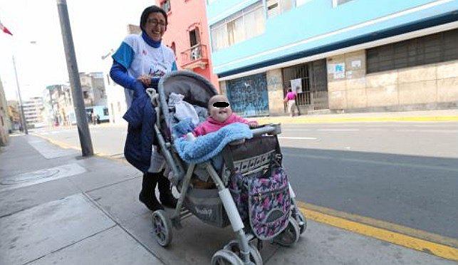 Censo 2017: mamita empadronó casas junto a su bebé en el Cercado de Lima (FOTOS)