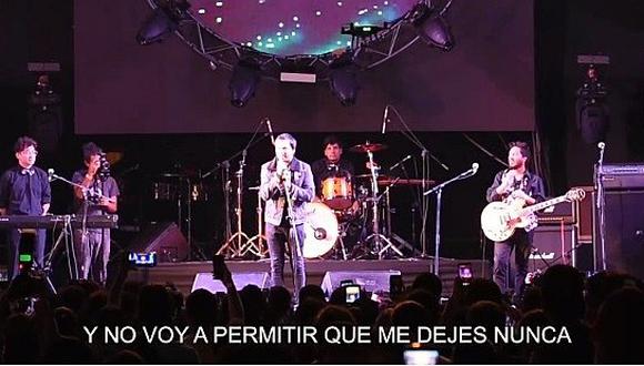"Pedida de mano" de joven causa indignación en pleno concierto de Lima 