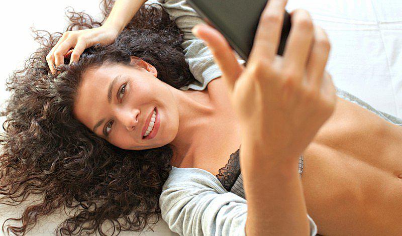 6 cosas que debes hacer para volverlo loco por WhatsApp