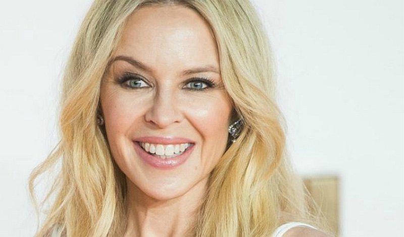Kylie Minogue tuvo una crisis nerviosa tras romper con Joshua Sasse