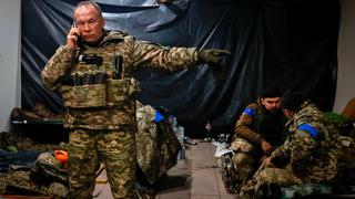 Rusos y ucranianos pelean casa por casa en ciudad de Soledar, pero ya “nadie cuenta los muertos”