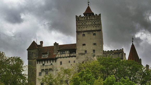 ¿Pasarías la noche en el castillo de Drácula? ¡Conoce la historia del castillo de Bran! [FOTOS]