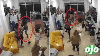 Ladrón ingresa a robar a peluquería, pero tres mujeres lo enfrentan hasta dejarlo sin polo | VIDEO