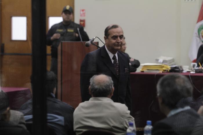 Vladimiro Montesinos juicio caso de matanza en barrios altos | Autor: Giuliano Buiklece