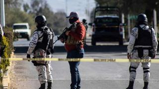 ¡De película! Hombres armados en camionetas siembran terror en zona central de México