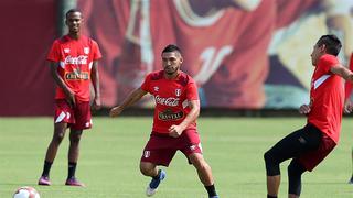 Gareca prueba a Araujo y Sánchez para titulares ante Uruguay 