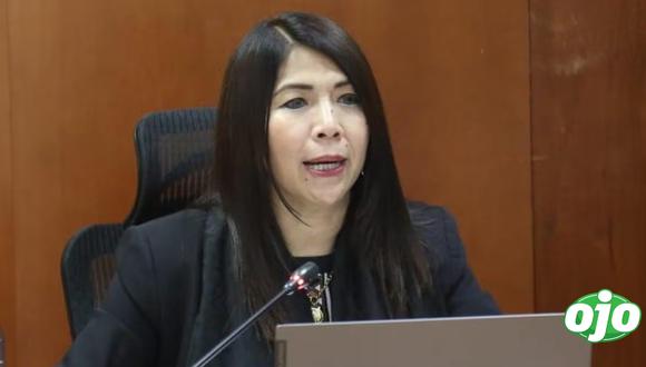 María Cordero Jon Tay fue suspendida por presuntos cobros irregulares.
