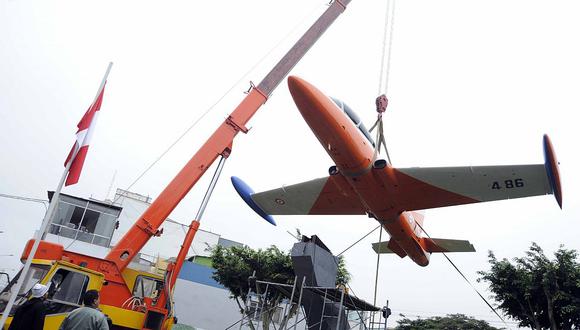 Surco: ¿Avioneta de la FAP cayó en parque? Mira este video 