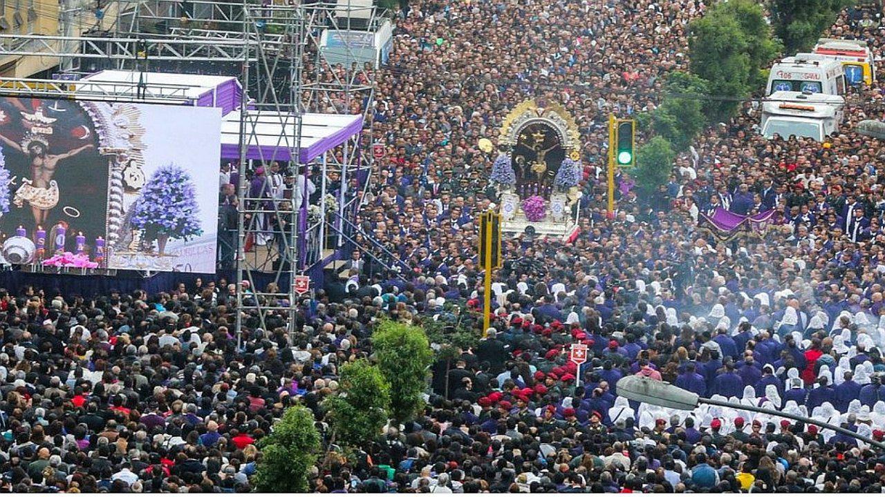 Sigue EN VIVO el primer recorrido del Señor de los Milagros (VIDEO)