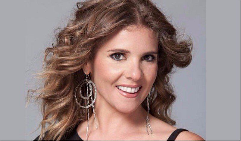 Johanna San Miguel comparte singular foto de supuesta sesión para Playboy 