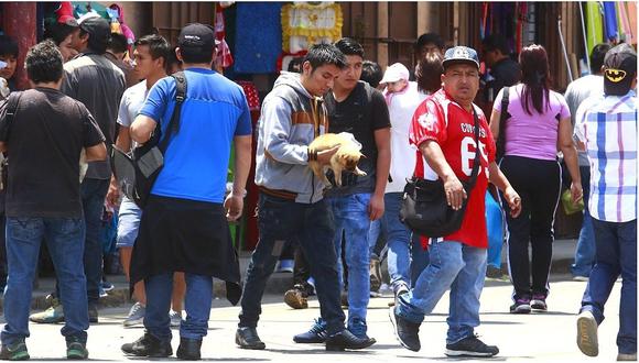 Venta ilegal de animales continúa incontrolable en Centro de Lima