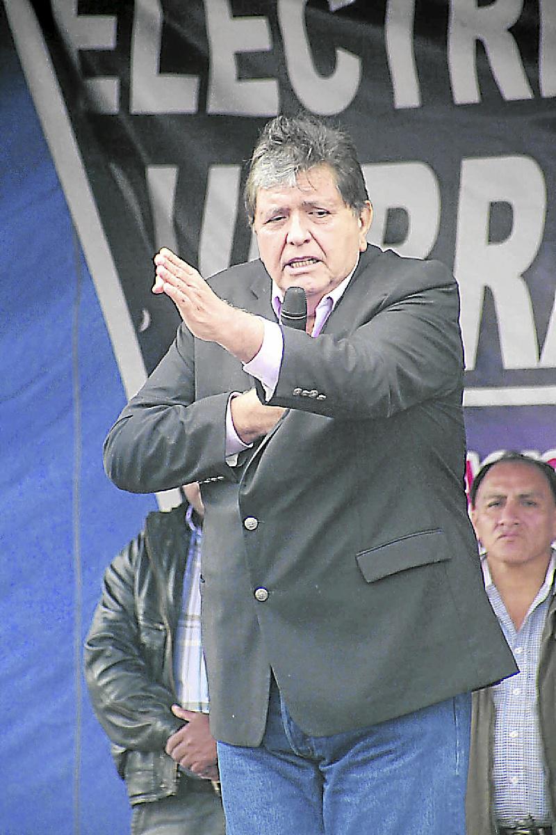 Guerra de tuits con Alan García